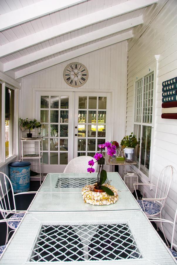Harbor Knoll Bed And Breakfast Greenport Exterior photo